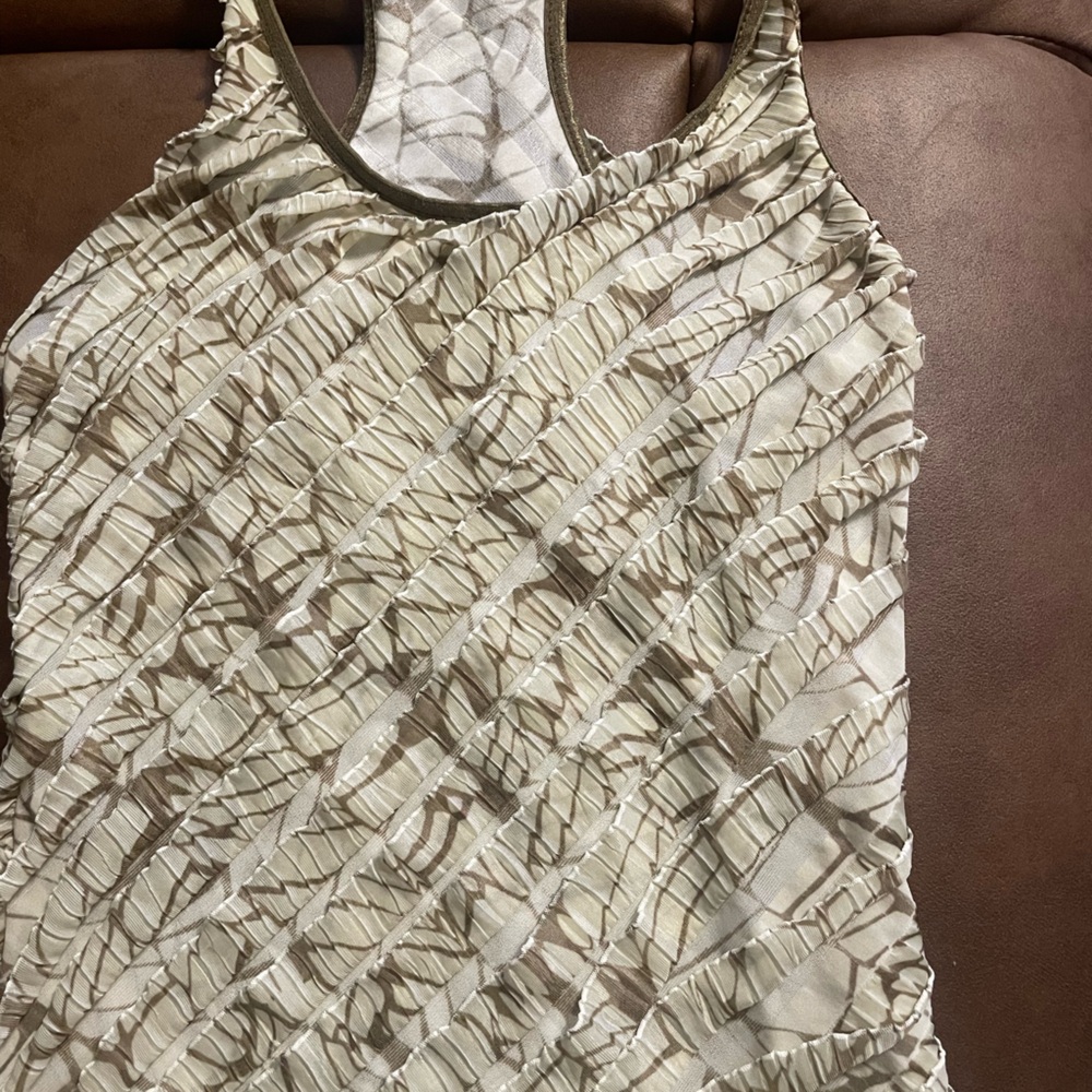 Ruffle tank top